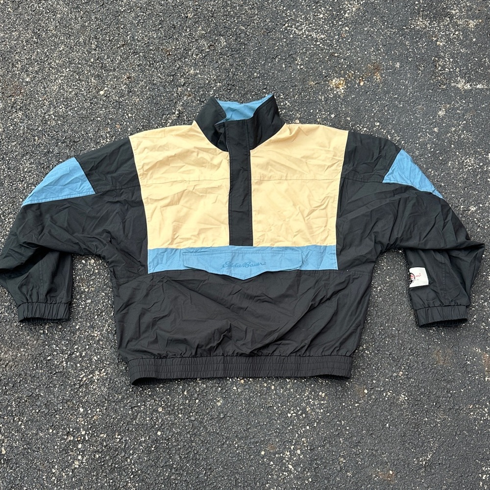 Vintage Eddie Bauer Colorblock Windbreaker Jacket in Black, Beige & Light Blue